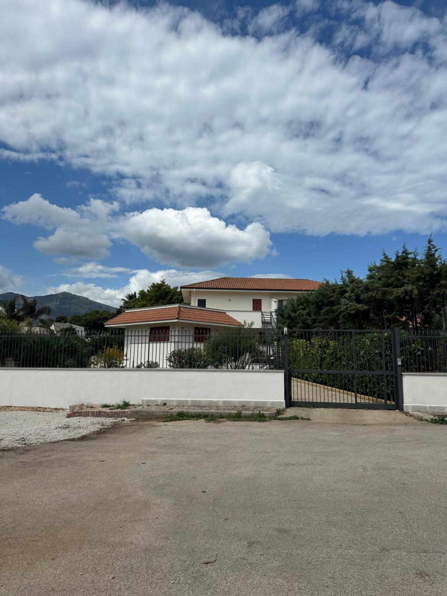 Villa Sara Mondello Garden Level Palermo Exterior photo